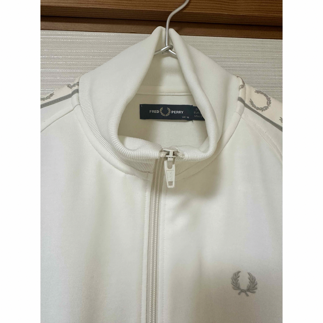 FRED PERRY(フレッドペリー)のFRED PERRY Track Jacket レディースのジャケット/アウター(ブルゾン)の商品写真