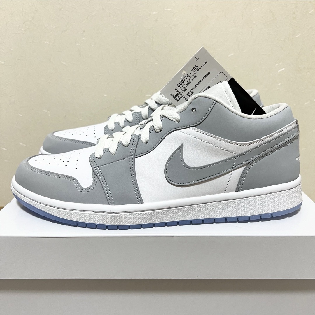 Jordan Brand（NIKE）(ジョーダン)のAIR JORDAN 1 LOW エアジョーダン ウルフグレー 26.5cm メンズの靴/シューズ(スニーカー)の商品写真