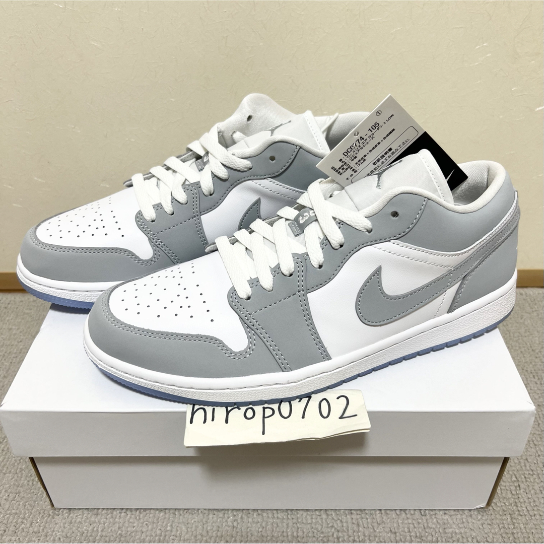 Jordan Brand（NIKE）(ジョーダン)のAIR JORDAN 1 LOW エアジョーダン ウルフグレー 26.5cm メンズの靴/シューズ(スニーカー)の商品写真