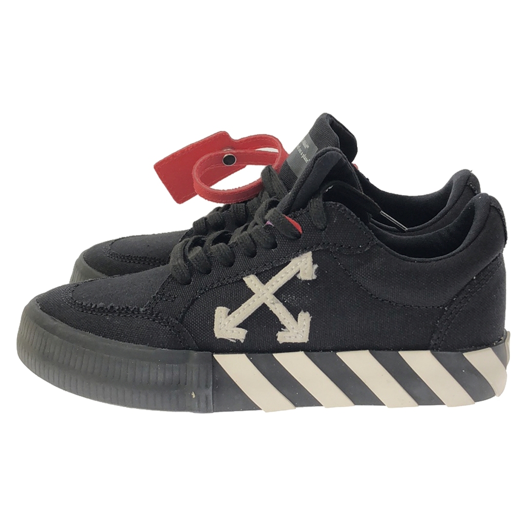 OFF-WHITE(オフホワイト)のオフホワイト スニーカー キッズ/ベビー/マタニティのベビー靴/シューズ(~14cm)(スニーカー)の商品写真