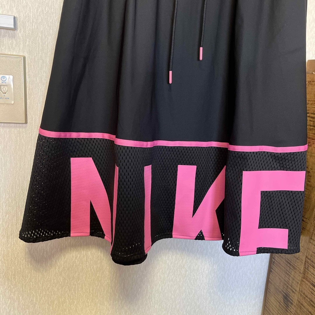 NIKE(ナイキ)の♡本日限定お値下♡新品未使用 NIKE デザイン スカートXL♡ レディースのスカート(ロングスカート)の商品写真