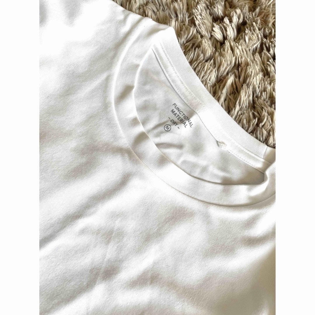 GU(ジーユー)のGU 白　Mサイズ　ドライラウンドヘムビッグT(長袖) メンズのトップス(Tシャツ/カットソー(七分/長袖))の商品写真