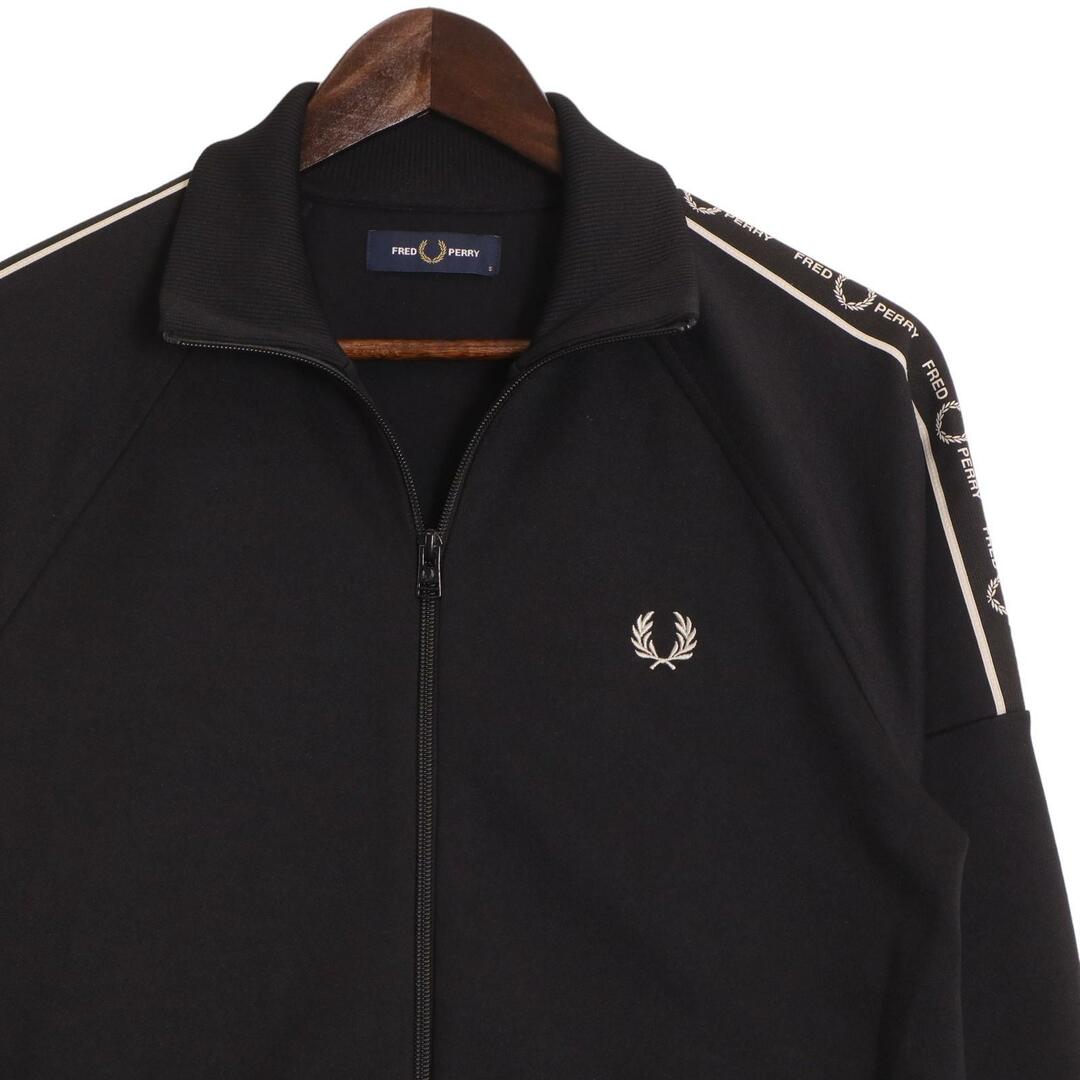 FRED PERRY(フレッドペリー)のフレッドペリー J4535 ﾌﾞﾗｯｸ ﾄﾗｯｸｼﾞｬｹｯﾄ S メンズのジャケット/アウター(その他)の商品写真