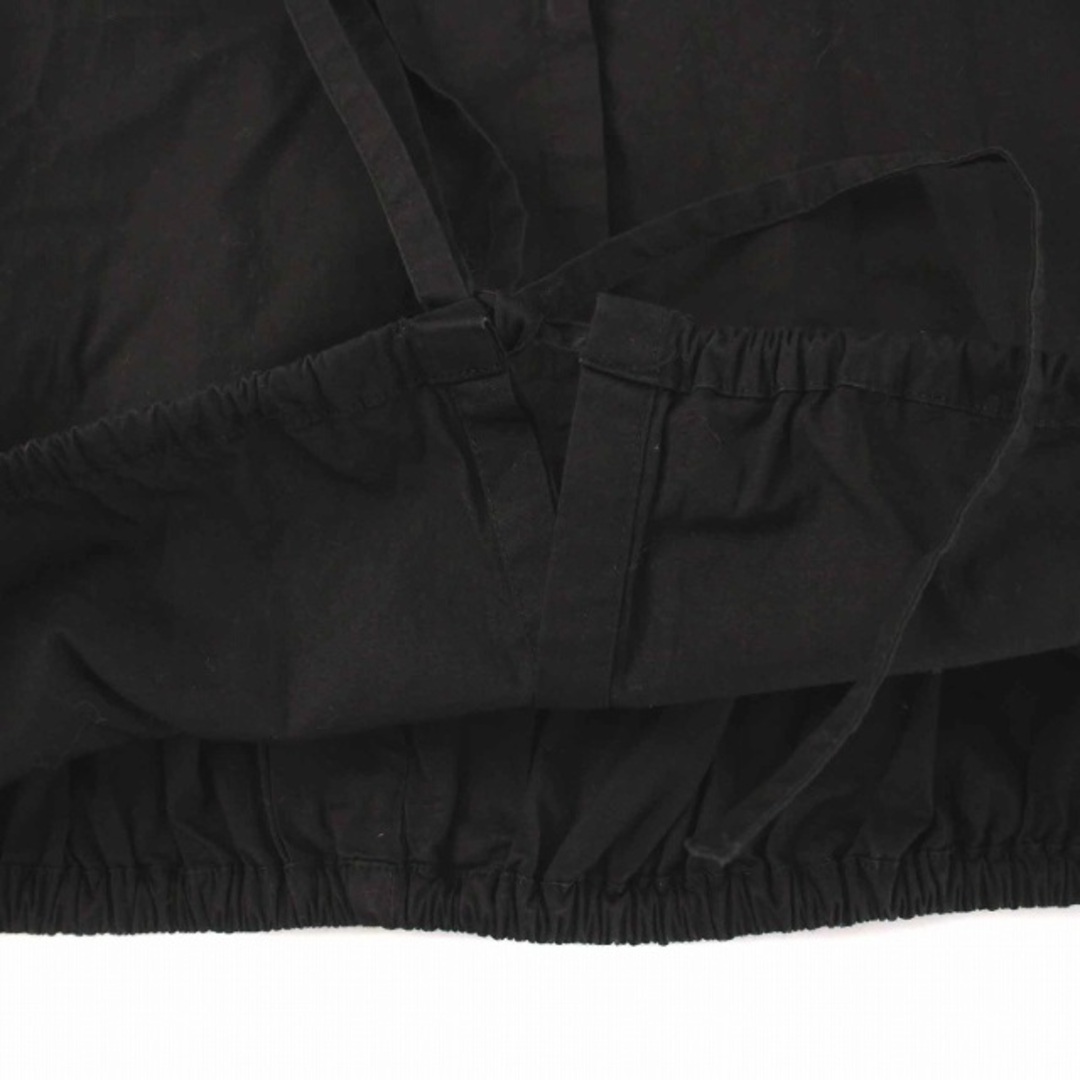 N°21(ヌメロヴェントゥーノ)のヌメロヴェントゥーノ N°21 ボウタイ シャツ ブラウス 背中あき 38 黒 レディースのトップス(シャツ/ブラウス(半袖/袖なし))の商品写真