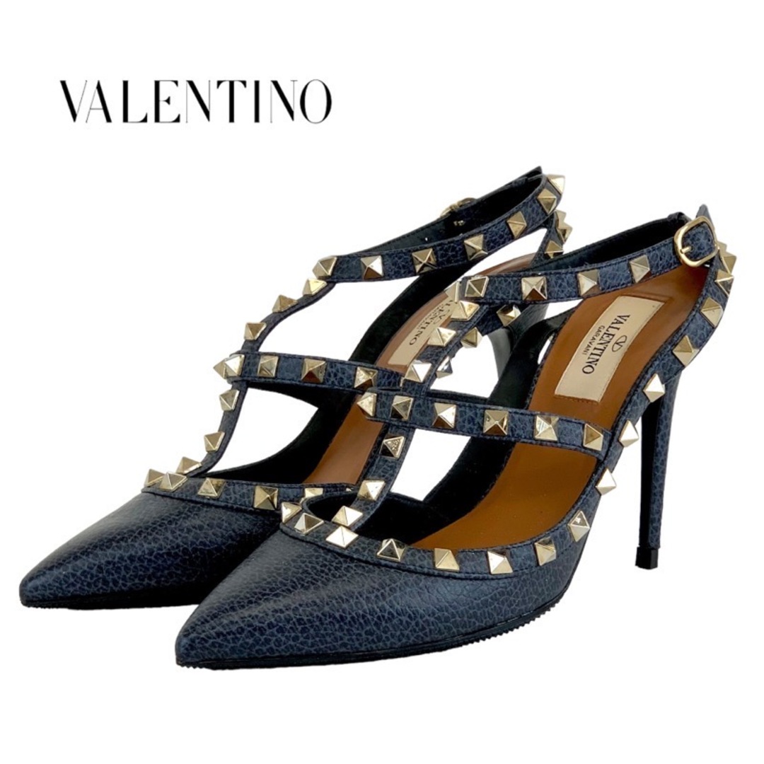 VALENTINO(ヴァレンティノ)のヴァレンティノ VALENTINO パンプス サンダル 靴 シューズ ロックスタッズ レザー ネイビー ゴールド レディースの靴/シューズ(ハイヒール/パンプス)の商品写真