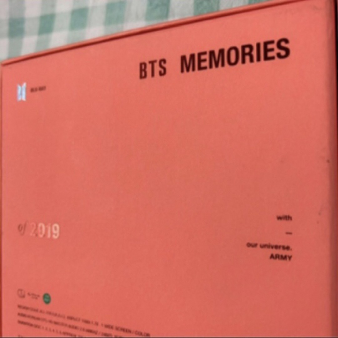 防弾少年団(BTS)(ボウダンショウネンダン)の中古『BTS Memories of 2019［Blu-ray］』 エンタメ/ホビーのDVD/ブルーレイ(ミュージック)の商品写真