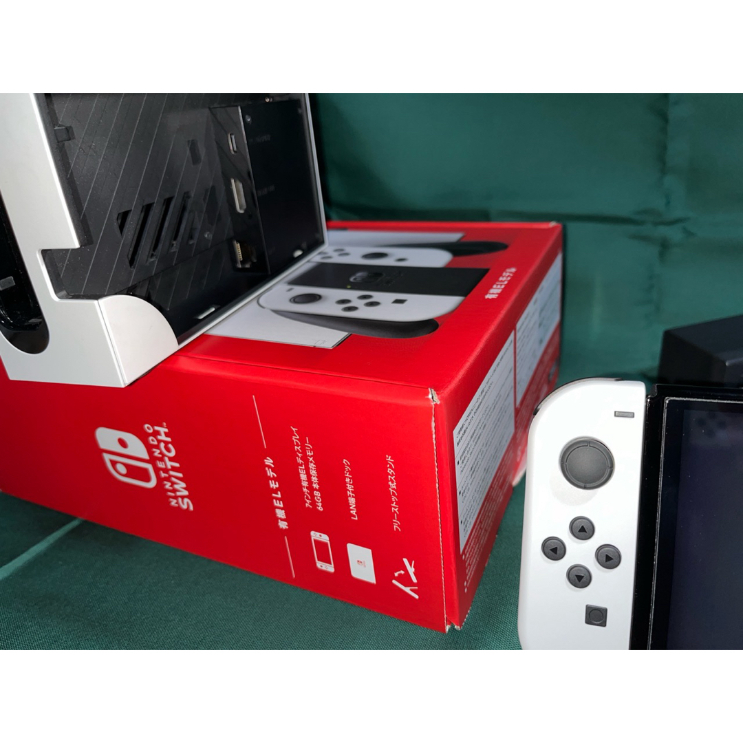 Nintendo Switch(ニンテンドースイッチ)のニンテンドースイッチ　有機ELモデル(中古)欠品無し エンタメ/ホビーのゲームソフト/ゲーム機本体(家庭用ゲーム機本体)の商品写真