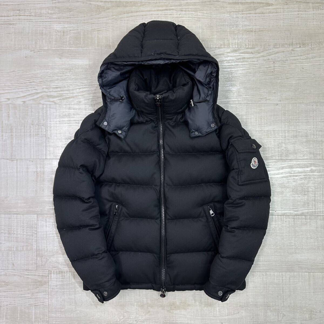 MONCLER(モンクレール)のMONCLER モンジュネーブル ダウン ジャケット ブラック 系 サイズ 1 メンズのジャケット/アウター(ダウンジャケット)の商品写真