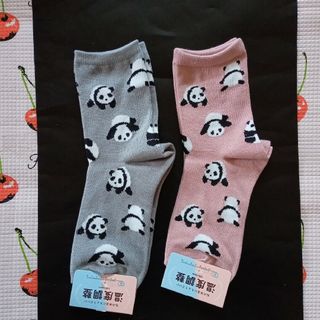 チュチュアンナ(tutuanna)の🐼tutuannaの総柄パンダソックス、2足セット。【新品】(ソックス)