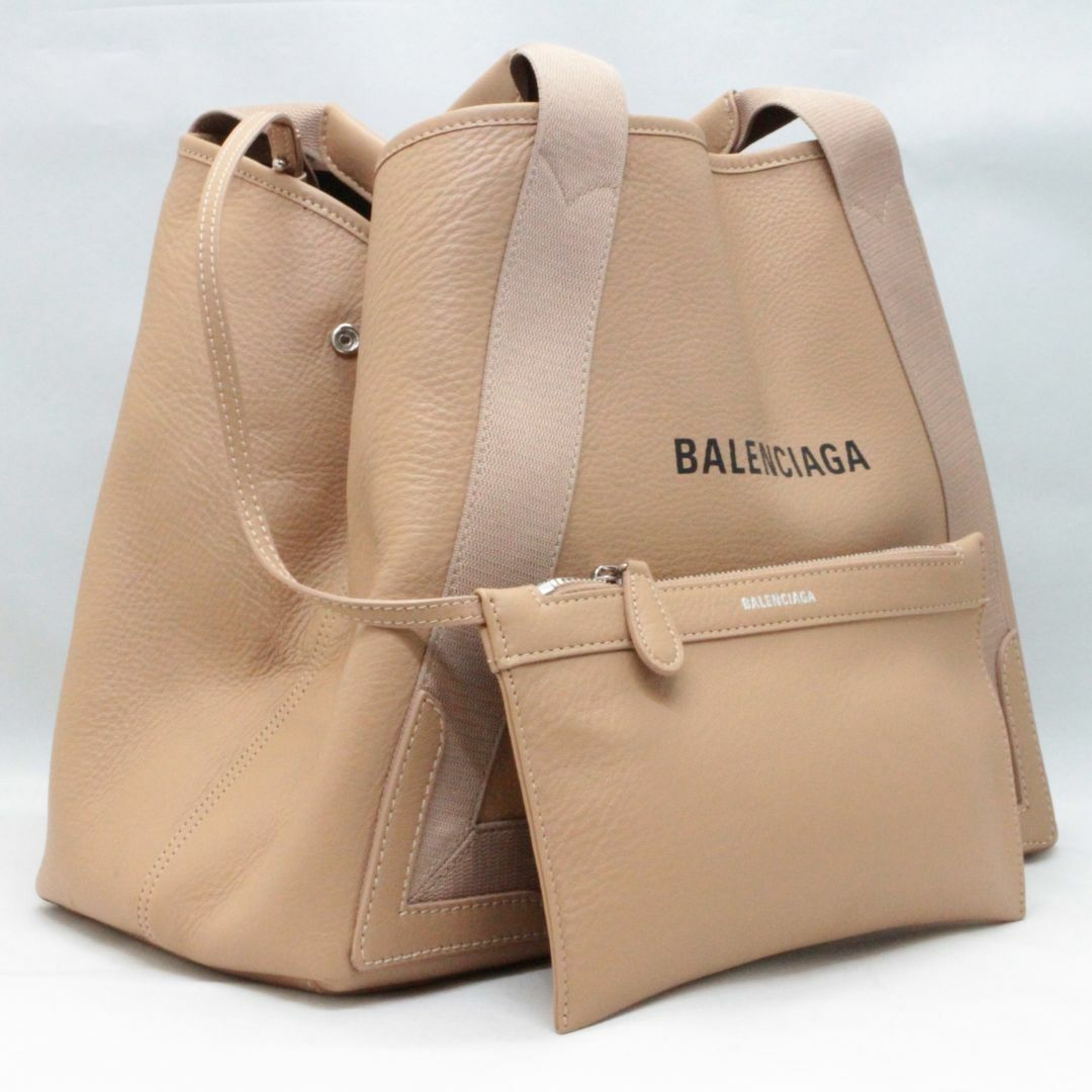 BALENCIAGA BAG(バレンシアガバッグ)のバレンシアガ ネイビーカバスM【超美品】 レディースのバッグ(トートバッグ)の商品写真