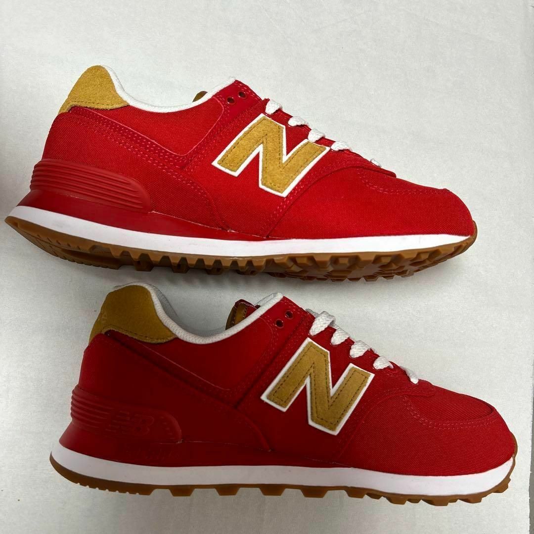 574（New Balance）(ゴーナナヨン)の新品　ニューバランス　ML574BN2 スニーカー　25.5 574 レッド　赤 メンズの靴/シューズ(スニーカー)の商品写真