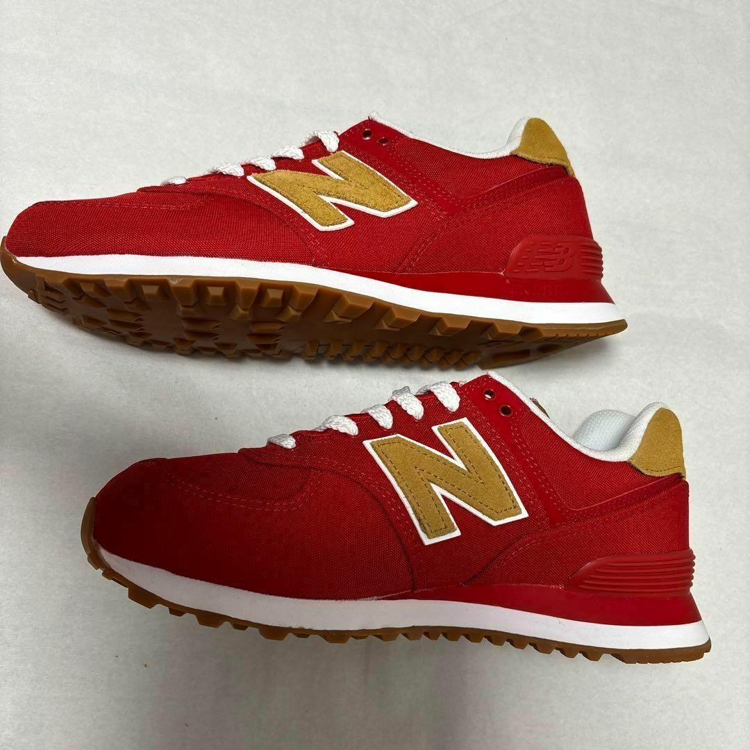 574（New Balance）(ゴーナナヨン)の新品　ニューバランス　ML574BN2 スニーカー　25.5 574 レッド　赤 メンズの靴/シューズ(スニーカー)の商品写真