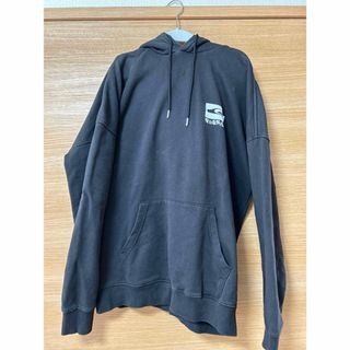 クイックシルバー(QUIKSILVER)のquiksilverパーカー(パーカー)