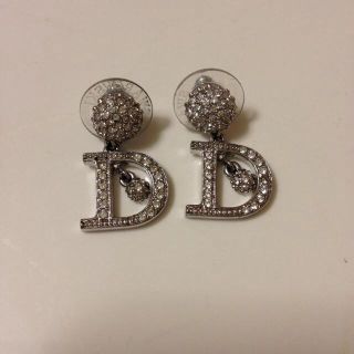 ディオール(Dior)のDior ロゴピアス(ピアス)