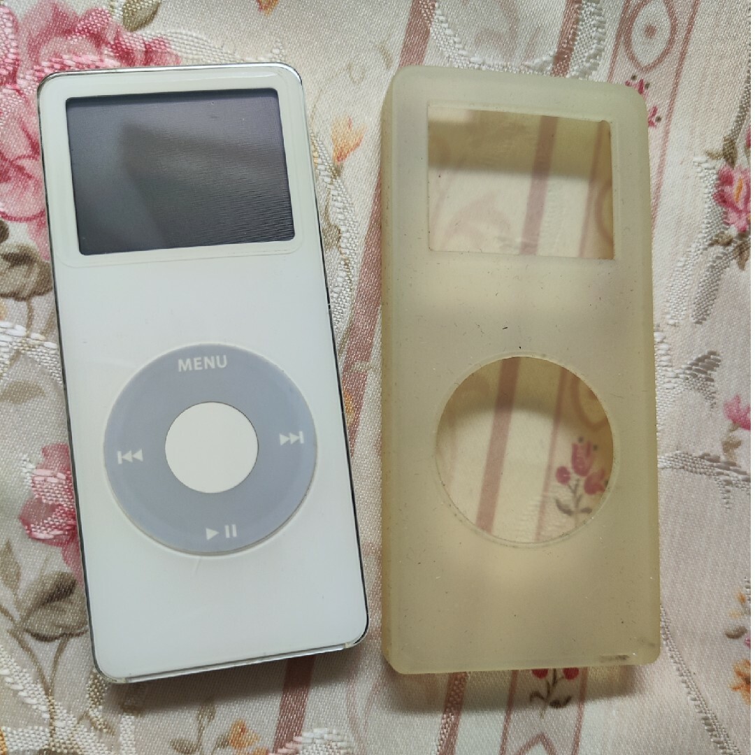 iPod(アイポッド)のiPod ALICE SOFT アリスソフト ジャンク品 スマホ/家電/カメラのオーディオ機器(ポータブルプレーヤー)の商品写真