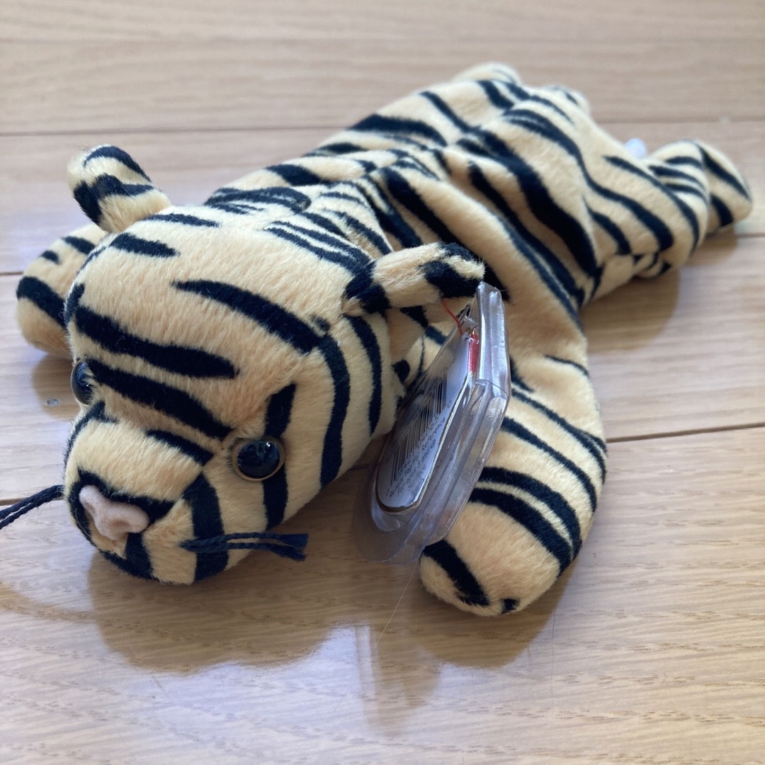 ty ビーニーベイビーズ Stripes トラのぬいぐるみ エンタメ/ホビーのおもちゃ/ぬいぐるみ(ぬいぐるみ)の商品写真