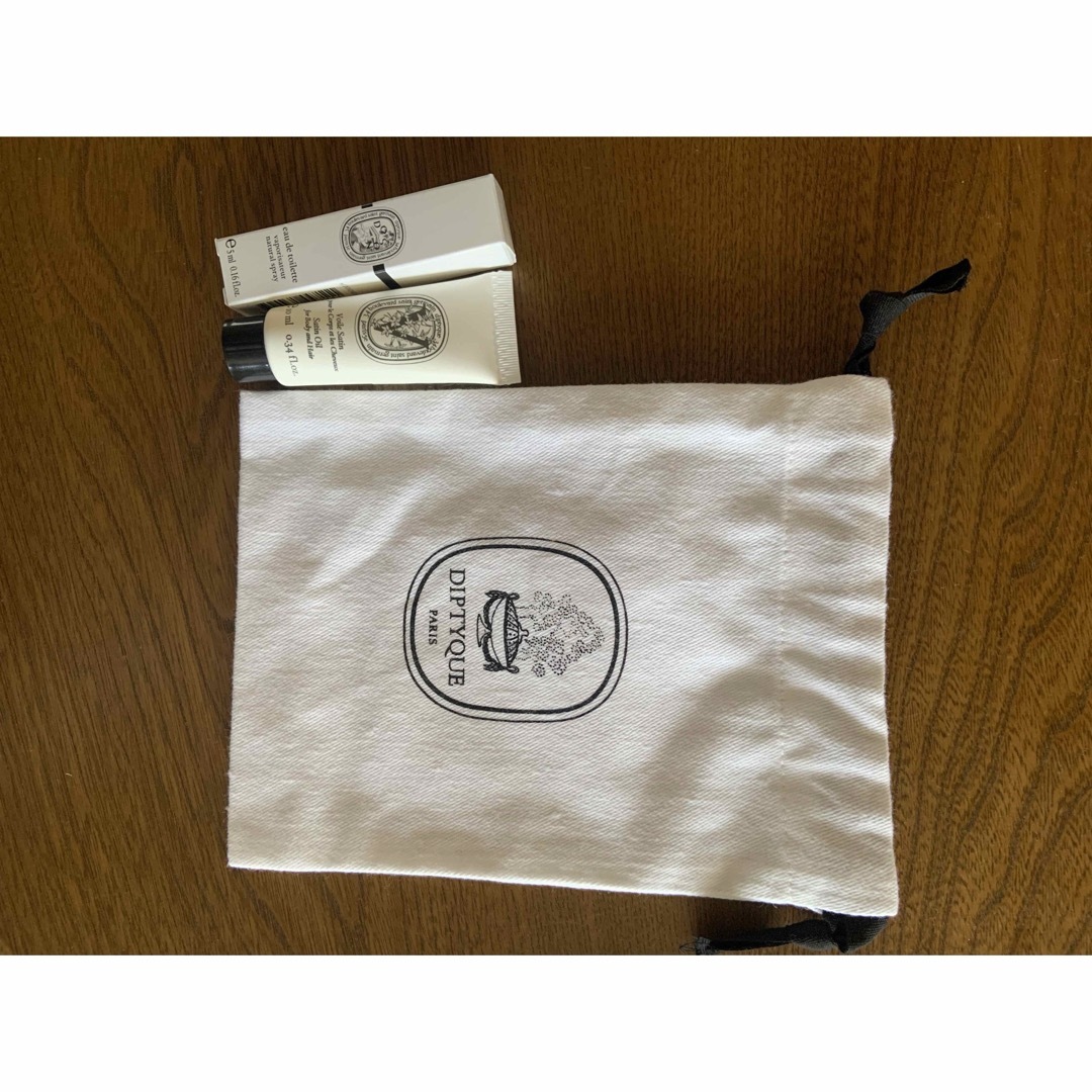 diptyque(ディプティック)のDIPTYQUE サテンオイル10mlとオードトワレドソン5mlと小袋 コスメ/美容の香水(香水(女性用))の商品写真