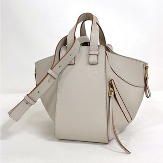 ロエベ(LOEWE)の【LOEWE】ロエベ ハンモックスモール 2WAYバッグ ライトゴースト レザー A538S35X18/kt10028md(ショルダーバッグ)