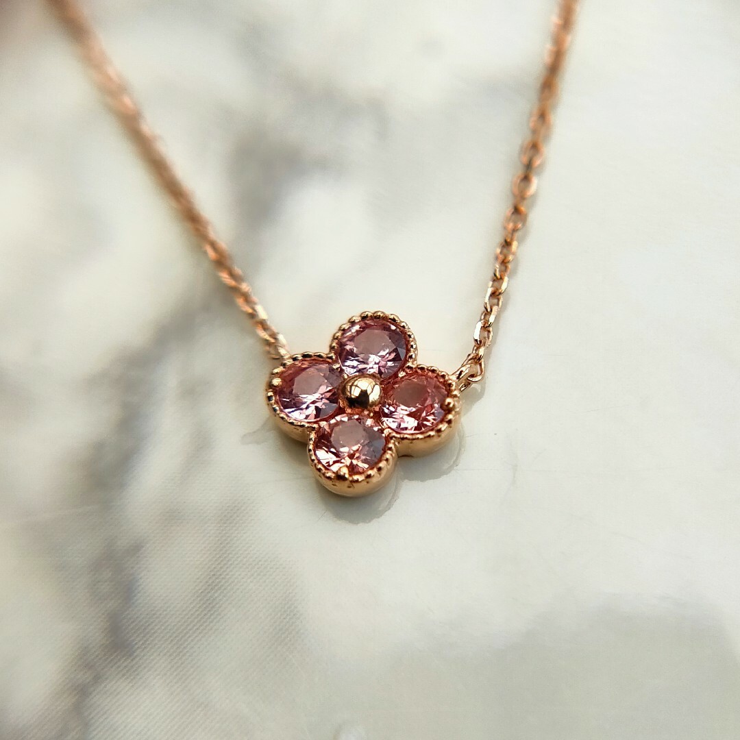 BIZOUX(ビズー)のbizoux 桜色 シャンパンガーネット アナイス ネックレス k18 ビズー レディースのアクセサリー(ネックレス)の商品写真