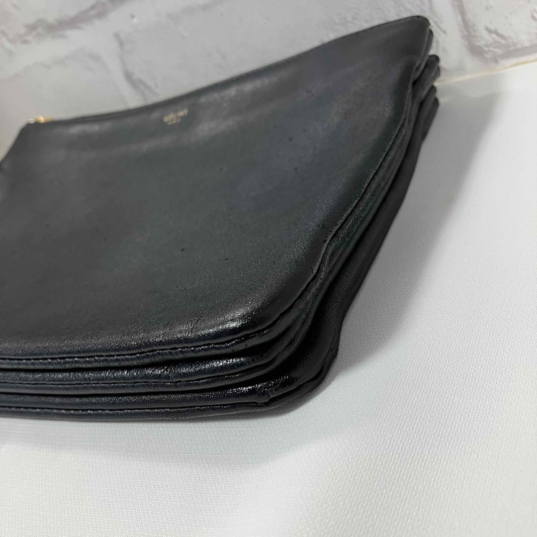 celine(セリーヌ)の専用CELINE トリオ ラージ ショルダーバッグ　ブラック　フィービー斜め掛け レディースのバッグ(ショルダーバッグ)の商品写真
