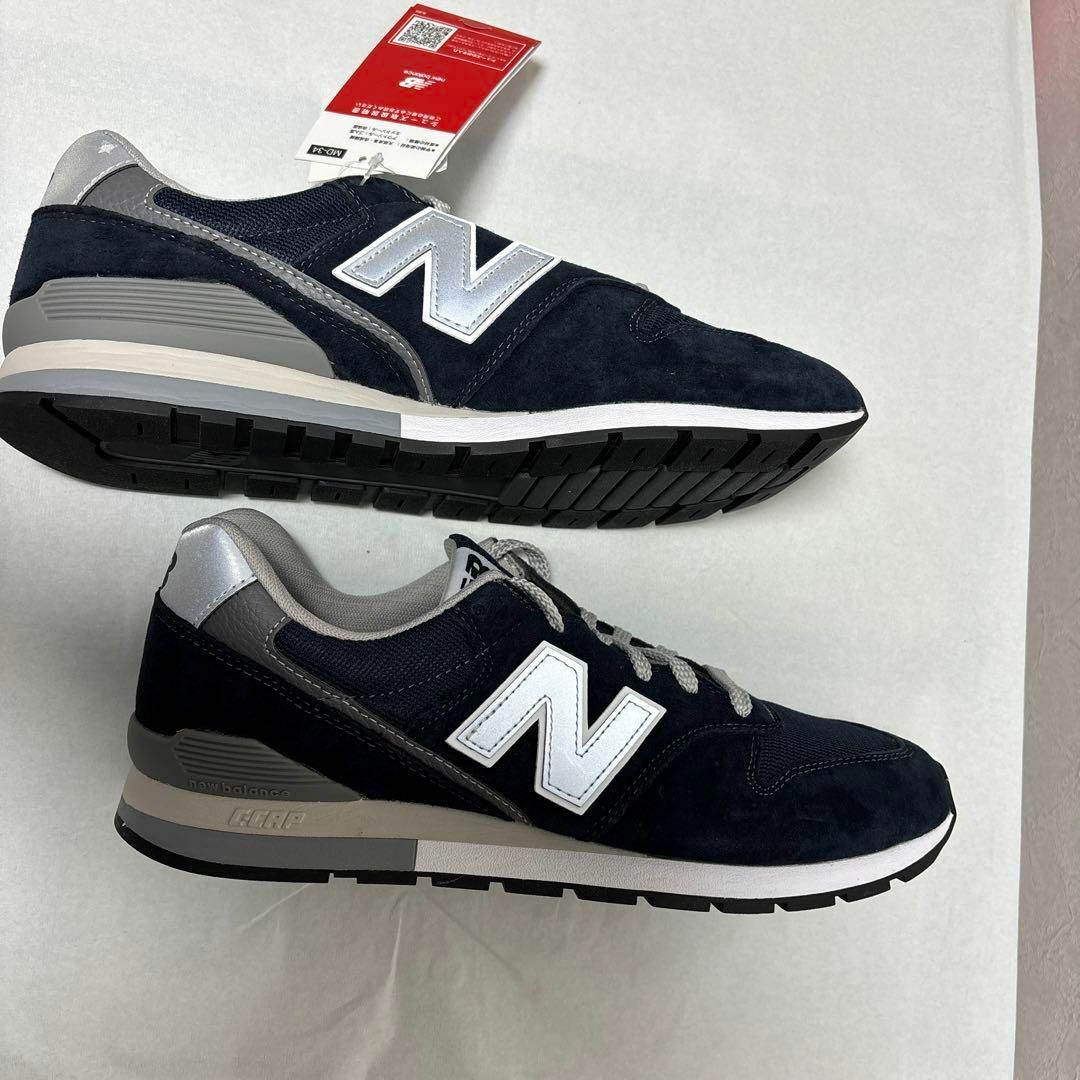 996（New Balance）(キュウキュウロク)の新品　ニューバランス　CM996NV2 スニーカー　ネイビー　996 28.5 メンズの靴/シューズ(スニーカー)の商品写真