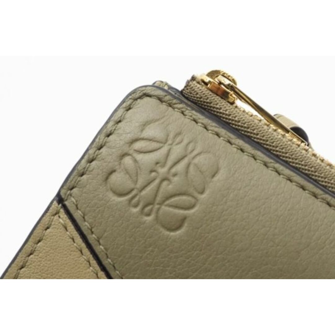 LOEWE(ロエベ)のLOEWE ロエベ 二つ折り財布 レディースのファッション小物(財布)の商品写真