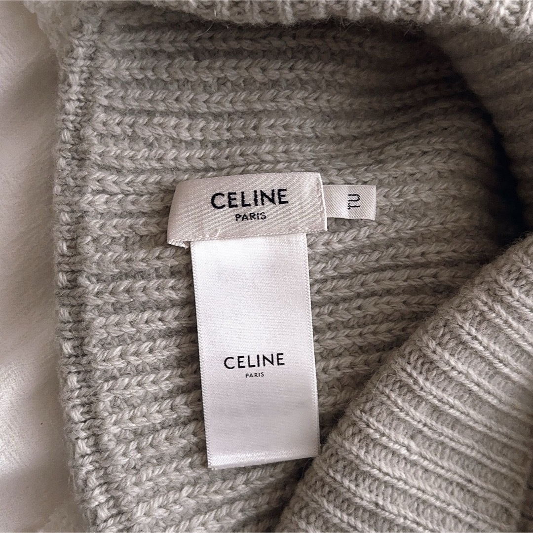 celine(セリーヌ)のセリーヌ　CELINE 帽子　ニット帽　ライトグレー　値下げ交渉不可 レディースの帽子(ニット帽/ビーニー)の商品写真