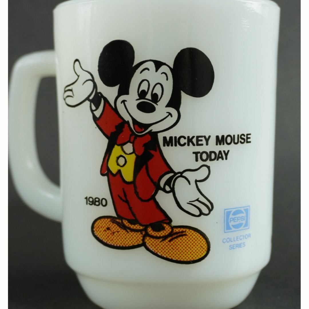 Fire-King(ファイヤーキング)のFire King MICKEY 9oz Mug Cup 1980s ② インテリア/住まい/日用品のキッチン/食器(グラス/カップ)の商品写真