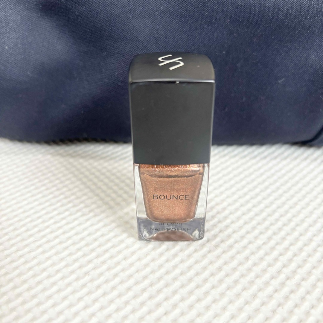 uneven アニヴェン　nail polish bounce ネイル　バウンス コスメ/美容のネイル(マニキュア)の商品写真