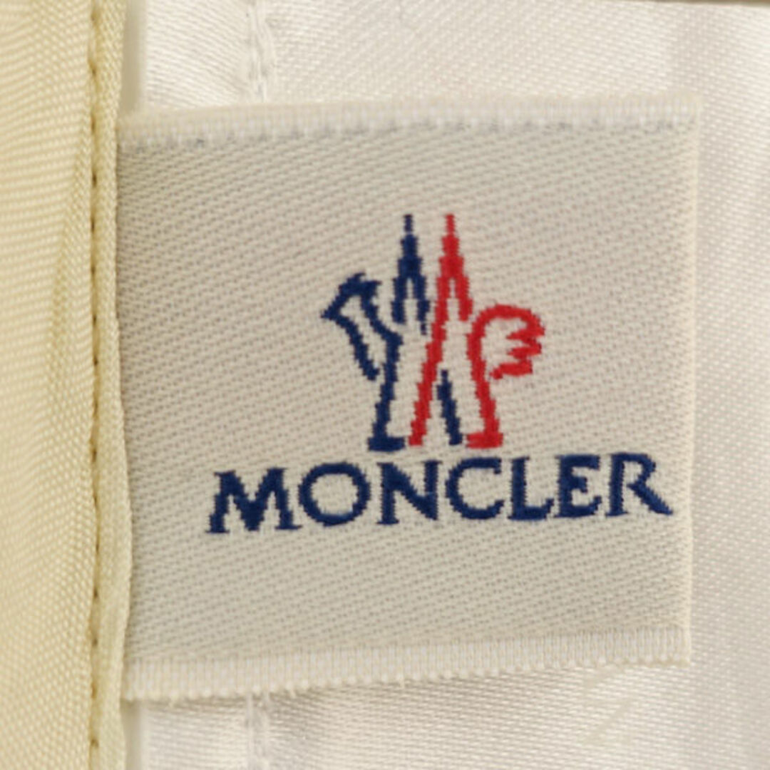 MONCLER(モンクレール)のMONCLER / モンクレール ◆コットンパンツ/ストレッチ/カーキ/サイズ40 54351 【レディース/ガールズ/LADY/女性/婦人】 【古着】 レディースファッション【中古】 [0220476273] レディースのパンツ(ショートパンツ)の商品写真