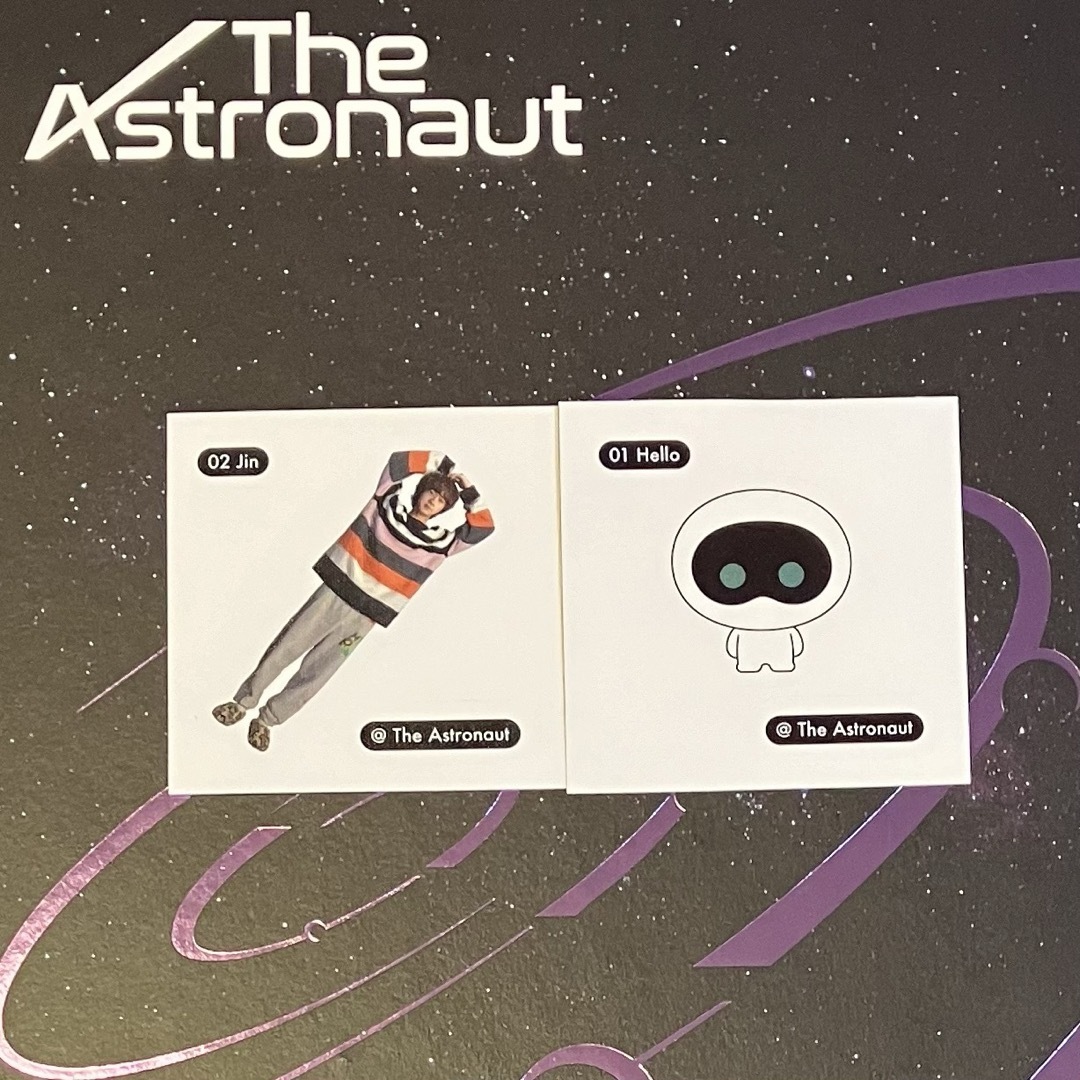 防弾少年団(BTS)(ボウダンショウネンダン)のBTS JIN『The Astronaut』VERSION 01 ステッカー エンタメ/ホビーのタレントグッズ(アイドルグッズ)の商品写真