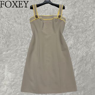 フォクシー(FOXEY)のFOXEY フォクシー　キャミソールワンピース　バイカラー　アイラインシルエット(ひざ丈ワンピース)