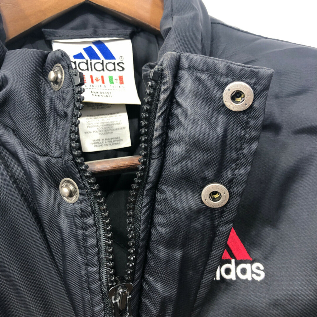 adidas(アディダス)の90年代 adidas アディダス ナイロン 中綿 ジャケット スポーツ ブラック (メンズ L) 中古 古着 Q2327 メンズのジャケット/アウター(その他)の商品写真