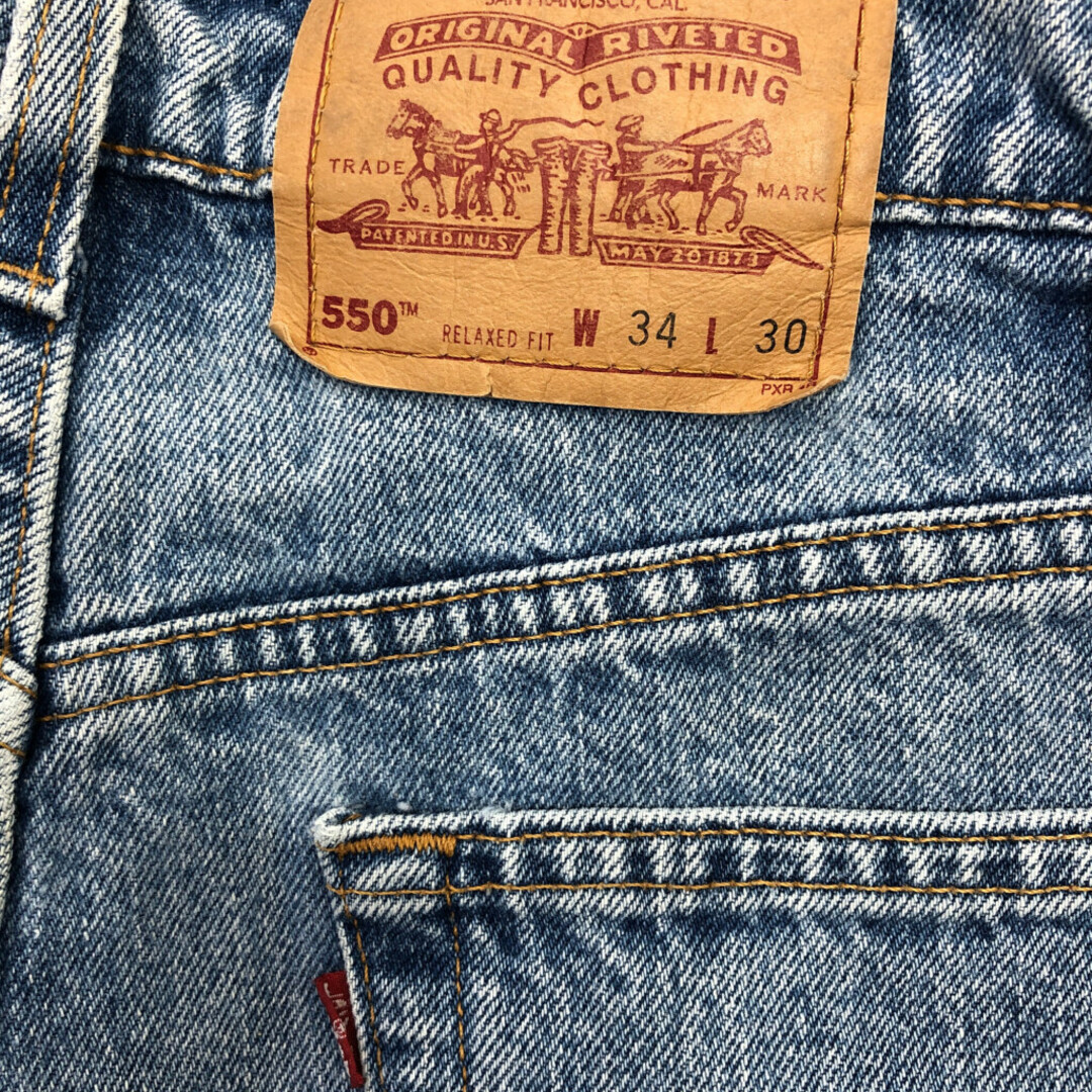 Levi's(リーバイス)のLevi's リーバイス 550 デニムパンツ アメカジ ブルー (メンズ W34 L30) 中古 古着 Q2376 メンズのパンツ(デニム/ジーンズ)の商品写真