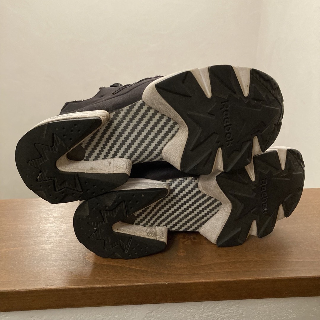 Reebok(リーボック)の【人気】リーボック インスタ ポンプ フューリー OG Reebok 22㎝ レディースの靴/シューズ(スニーカー)の商品写真