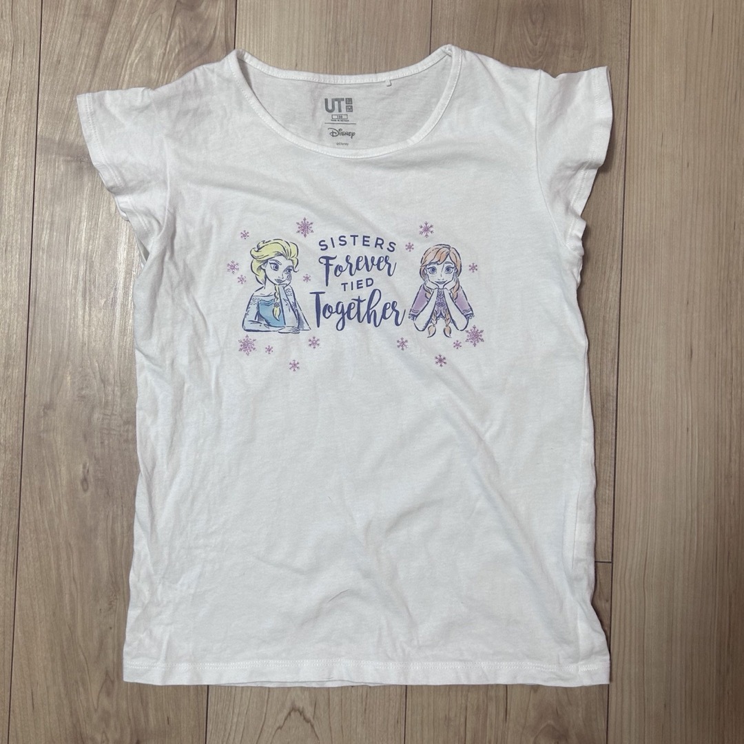 UNIQLO(ユニクロ)の未使用 ユニクロ×ディズニー☆Tシャツ 半袖 アナと雪の女王 キッズ/ベビー/マタニティのキッズ服女の子用(90cm~)(Tシャツ/カットソー)の商品写真