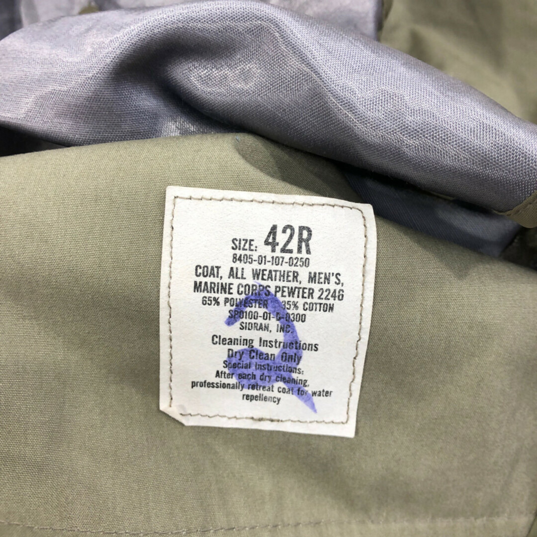 2000年代～ 米軍実物 U.S.NAVY オールウェザーコート ミリタリー カーキ (メンズ 42R) 中古 古着 Q2490 メンズのジャケット/アウター(トレンチコート)の商品写真