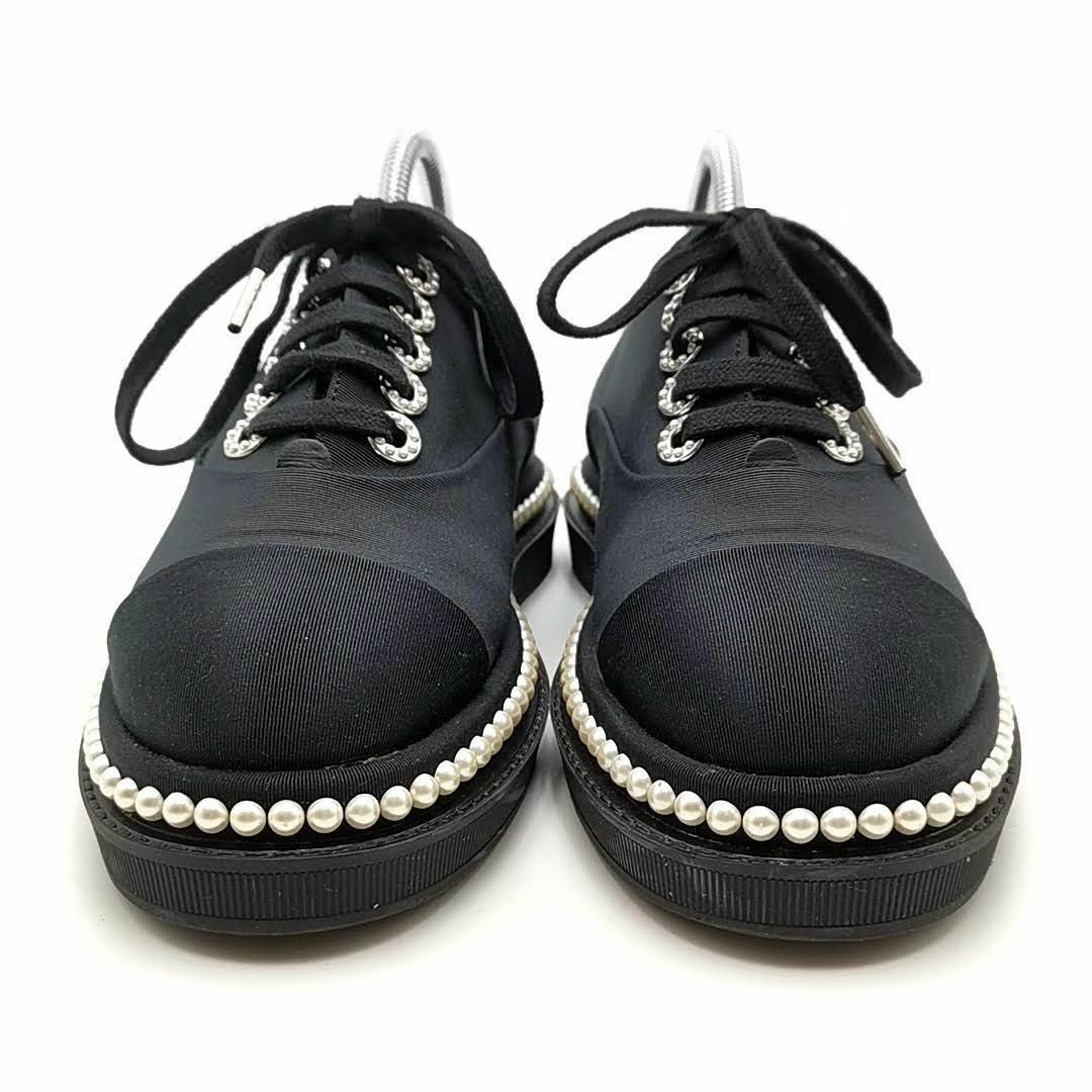 CHANEL - 美品 シャネル CHANEL スニーカー パール 03-24032501 CHANEL - 美品 シャネル CHANEL スニーカー パール 03-24032501