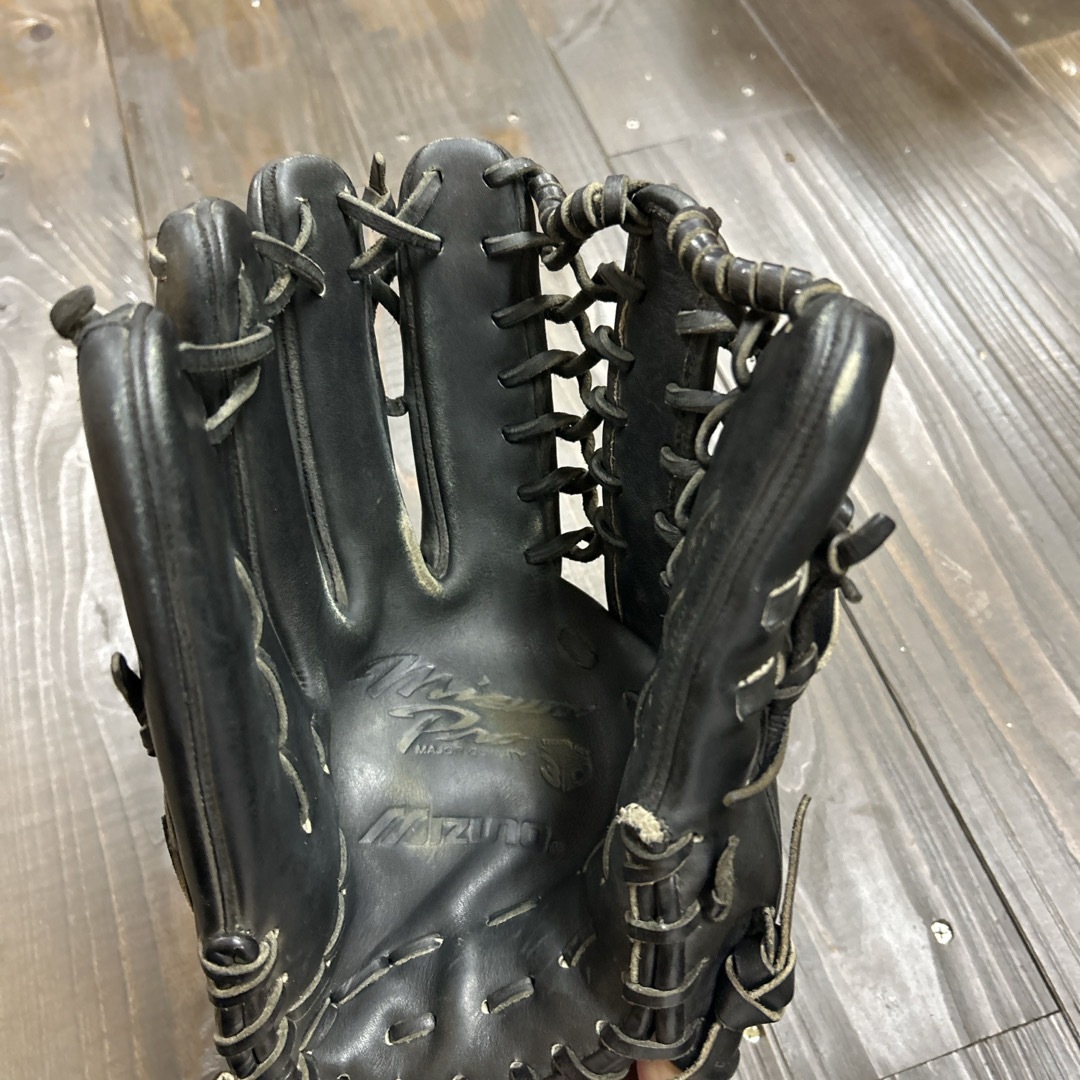 Mizuno Pro(ミズノプロ)の【貴重】ミズノプロ硬式外野手グラブ スポーツ/アウトドアの野球(グローブ)の商品写真