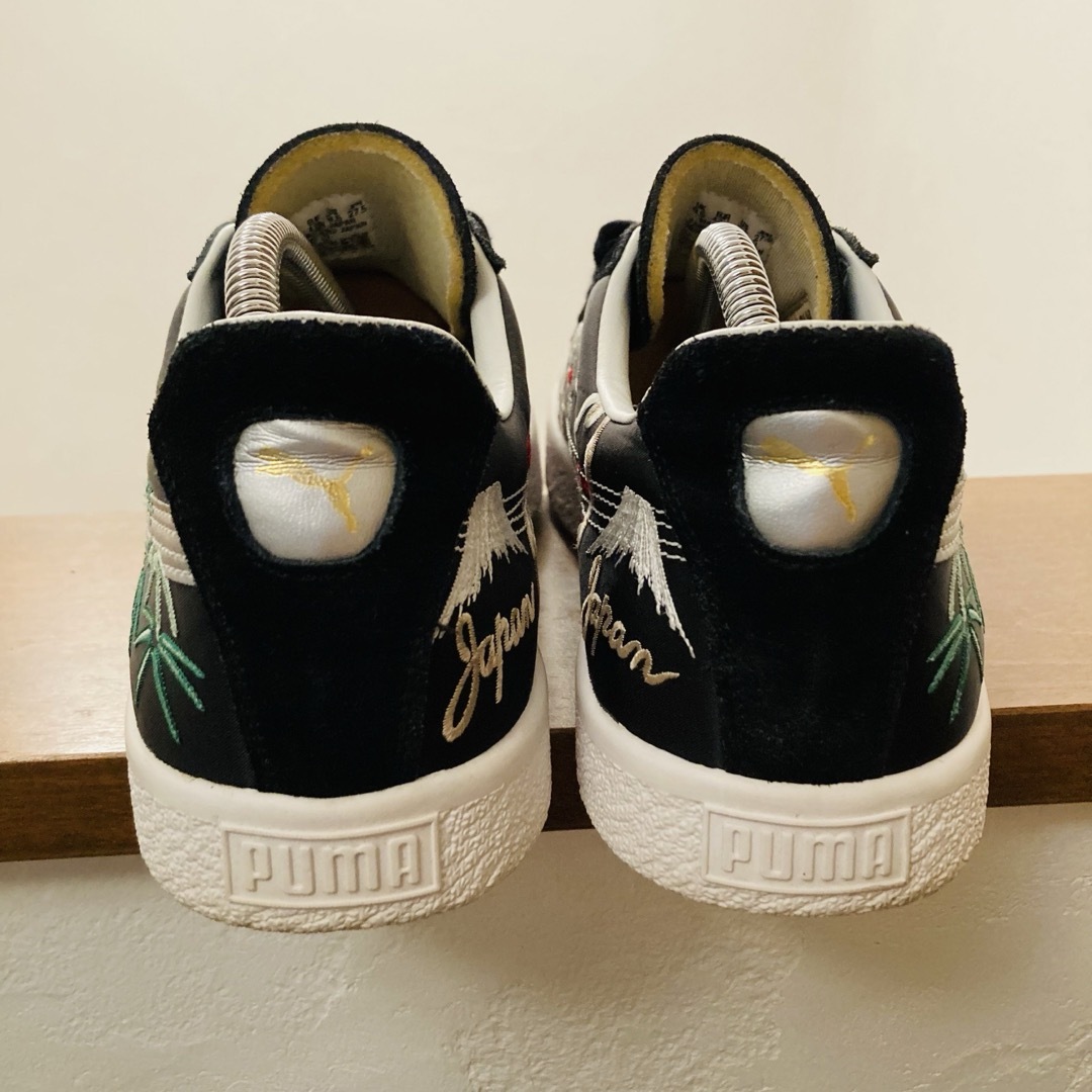 PUMA(プーマ)の美品　PUMA SUEDE VTG MIJ ATMOS SKAJAN BLACK メンズの靴/シューズ(スニーカー)の商品写真