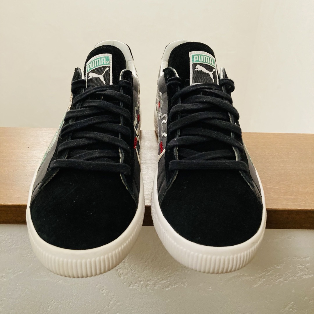 PUMA(プーマ)の美品　PUMA SUEDE VTG MIJ ATMOS SKAJAN BLACK メンズの靴/シューズ(スニーカー)の商品写真