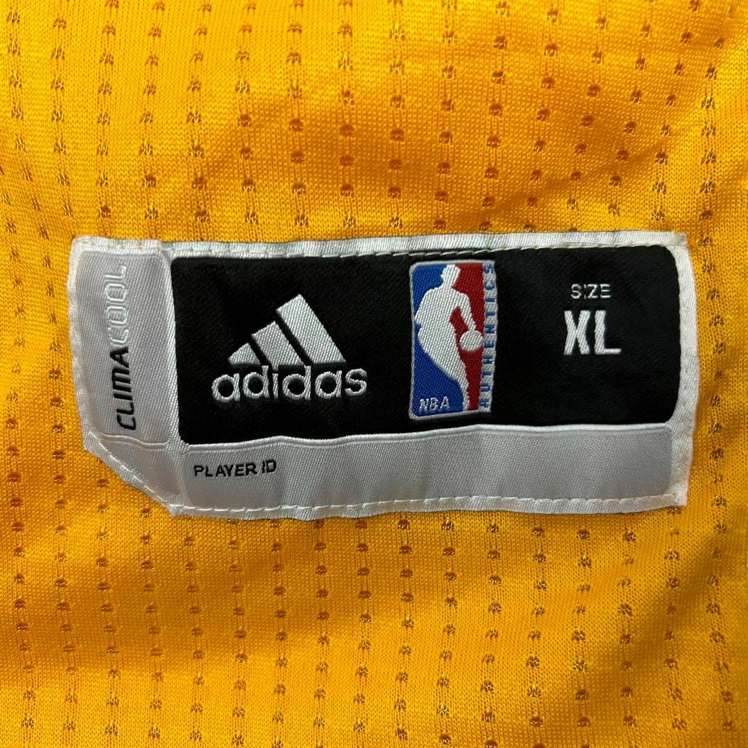 adidas(アディダス)のアディダス NBA 全刺繍 レイカーズ ゲームシャツ タンクトップ 美品 XXL メンズのトップス(タンクトップ)の商品写真