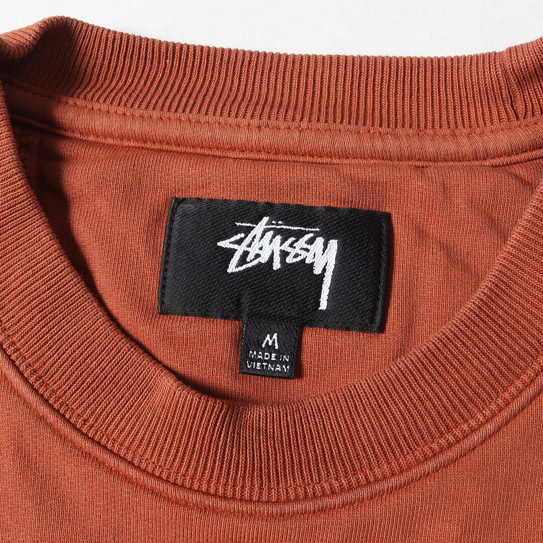 STUSSY(ステューシー)の美品 STUSSY ステューシー スウェット サイズ:M 22AW ウォッシュ加工 ストックロゴ クルーネック スウェットシャツ ブリック トップス トレーナー【メンズ】【中古】 メンズのトップス(スウェット)の商品写真