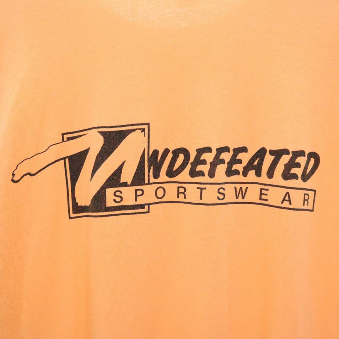 アンディーフィーテッド USA製 バックプリント 半袖 Tシャツ L オレンジ UNDEFEATED メンズ 古着 【240329】 メール便可 メンズのトップス(Tシャツ/カットソー(半袖/袖なし))の商品写真