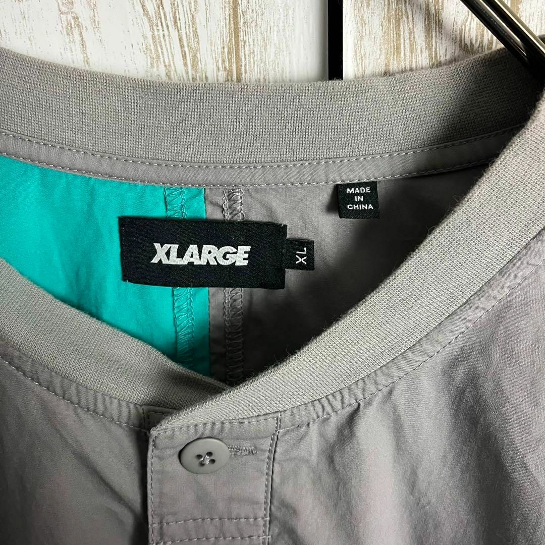 XLARGE(エクストララージ)の【希少デザイン】エクストララージ☆刺繍ワンポイントロゴスウェット マルチカラー メンズのトップス(スウェット)の商品写真