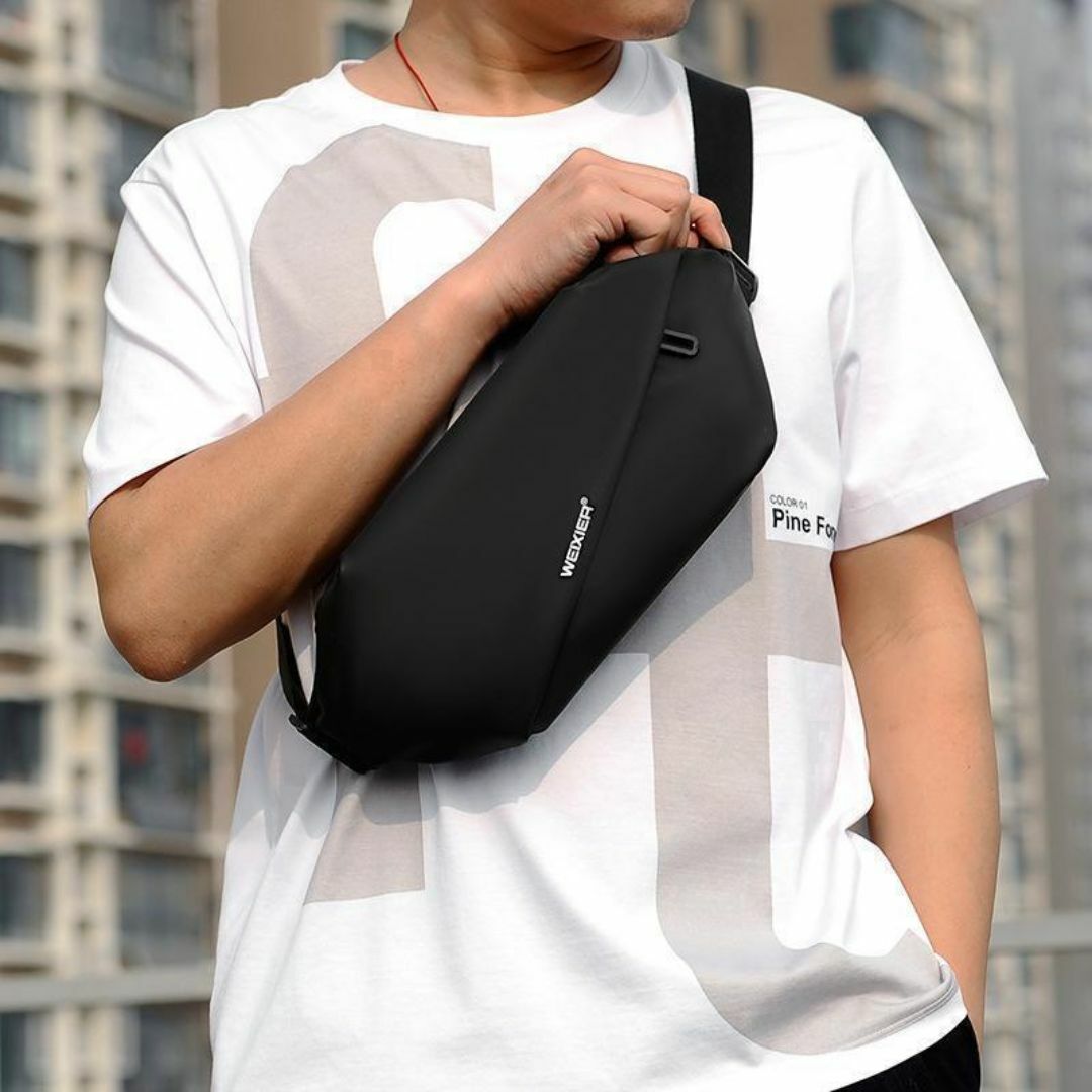 ボディバッグ ショルダーバッグ 肩掛け 軽量 ブラック メッセンジャーバッグ メンズのバッグ(ボディーバッグ)の商品写真