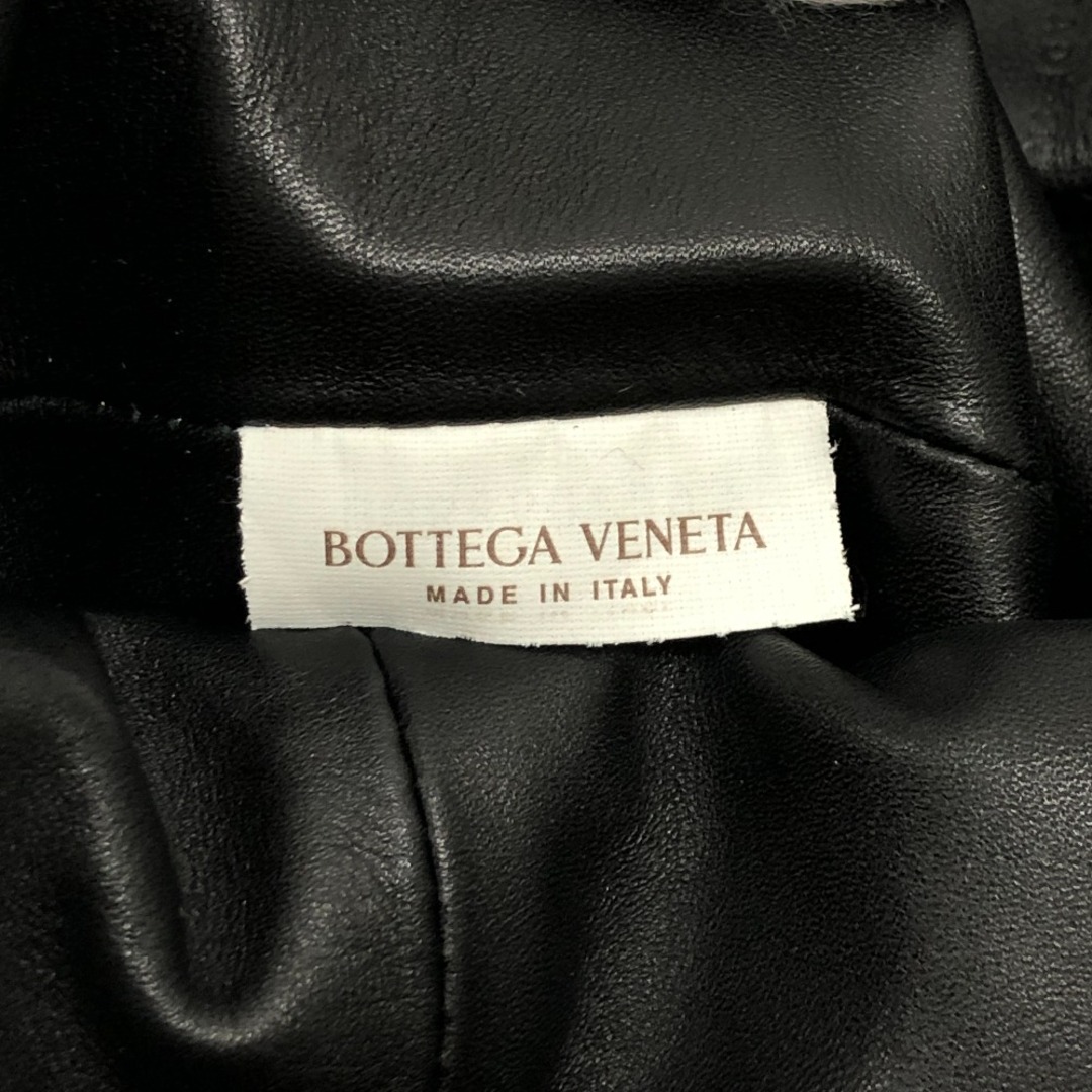 Bottega Veneta(ボッテガヴェネタ)のボッテガヴェネタ BOTTEGAVENETA クラッチバッグ
 ザ ポーチ ブラック レディースのバッグ(クラッチバッグ)の商品写真