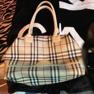 バーバリー(BURBERRY)のレアなバック(トラベルバッグ/スーツケース)