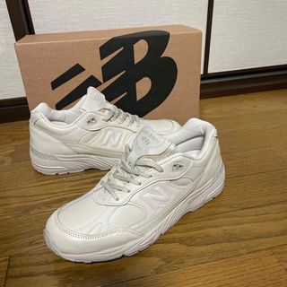 ニューバランス(New Balance)のNew Balance Made in UK 991 "White"(スニーカー)