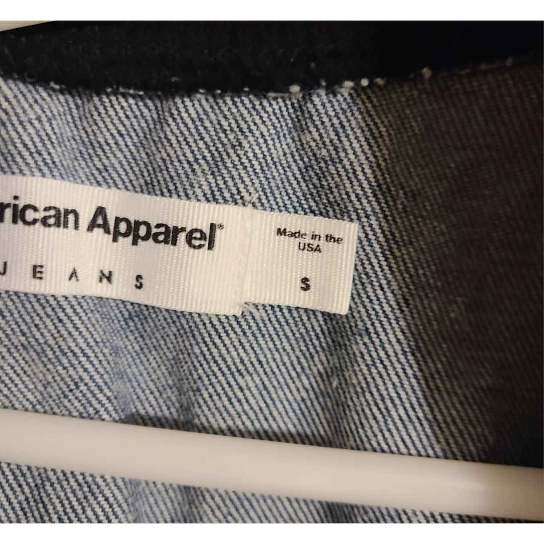 American Apparel(アメリカンアパレル)のAmerican  Apparel Jeans スタジャンsize S レディースのジャケット/アウター(Gジャン/デニムジャケット)の商品写真